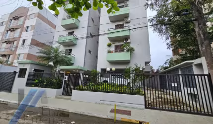 Ubatuba, Tenório - Apartamento duplex, com 03 dormitorios, sendo 02 suites..