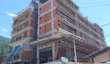 Ubatuba, Toninhas - Apartamento Garden em construção com 02 dormitórios sendo 01 suíte, á 500 metros da praia.