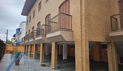 Ubatuba, Praia Grande - Apartamento com 01 dormitório,a 300 metros do mar.