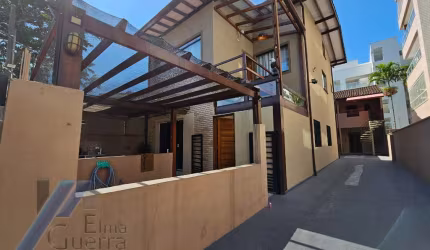 Ubatuba, Itaguá - Pousada com 11 dormitórios, sendo 08 suítes, com 350 m2 de área construção.