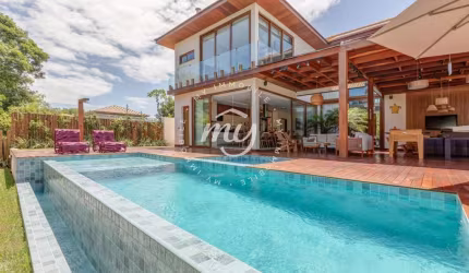 Praia do Forte| Praia Bella| Casa 400m²| 5 Suítes| 5 Vagas| Mobiliada| Piscina| APP Fundo