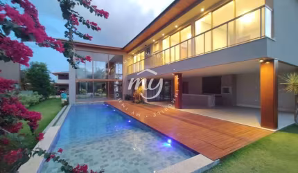 Praia do Forte| Casa em Condomínio Alto Padrão| 375m²| 5 Suites| 7 Vagas