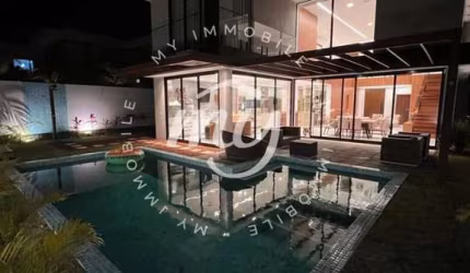 Alphaville Litoral Norte 1| Casa Duplex com 340m²| 5 Dormitórios| 4 Vagas