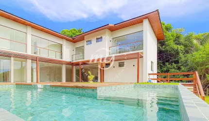 Praia do Forte| Casa Duplex com 430m²| 5 Suítes| 2 Vagas| Piscina