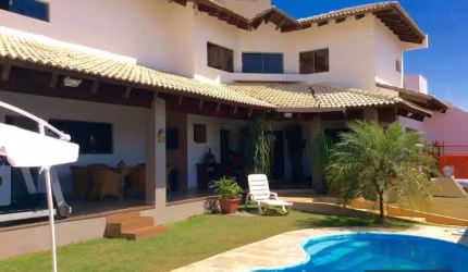 Casa à venda em Tangará - MT, Estuda Proposta de Permuta em Curitiba ou Balneário Camboriu - José Veloso Imóveis