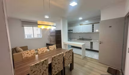 Apartamento com 2 dormitórios para alugar, 68 m² por R$ 3.000/mês - Centro - Curitiba/PR
