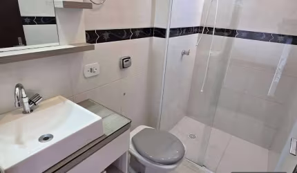 Apto com 2 dormitórios à venda, ao lado da IPO e Shop Agua Verde com 44 m² por R$ 275.000 - Água Verde