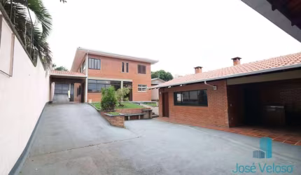 Casa para alugar, 315 m² por R$ 7.398,00/mês - Vista Alegre - Curitiba/PR