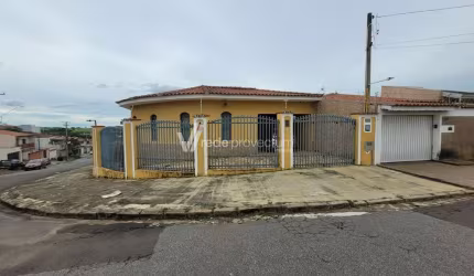 Casa com 3 quartos à venda na Rua Vicente Celestino, 745, Jardim Antonio Von Zuben, Campinas, 216 m2 por R$ 750.000