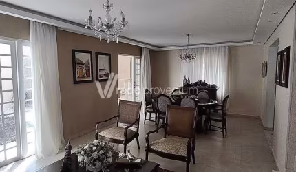 Casa com 3 quartos à venda na Rua Evandro Batista Vieira, 1631, Loteamento Alphaville Campinas, Campinas, 178 m2 por R$ 950.000