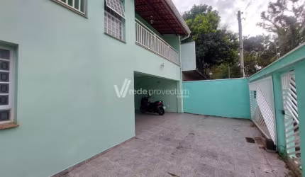 Casa com 3 quartos à venda na Rua Eduardo Nadruz, 261, Parque Jambeiro, Campinas, 248 m2 por R$ 750.000