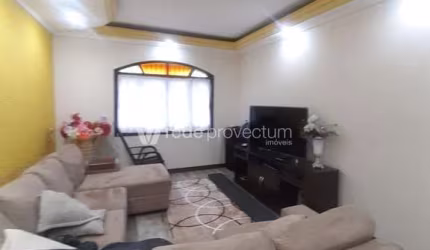 Casa com 3 quartos à venda na Rua Talvino Egídio de Souza Aranha Júnior, 589, Parque Beatriz, Campinas, 266 m2 por R$ 740.000
