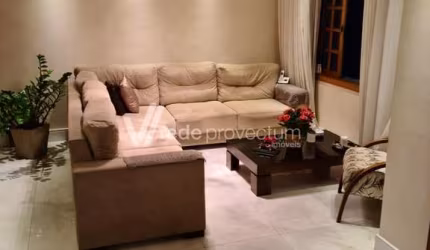 Casa com 3 quartos à venda na Rua Monsenhor Rafael Roldan, 245, Jardim do Trevo, Campinas, 166 m2 por R$ 750.000