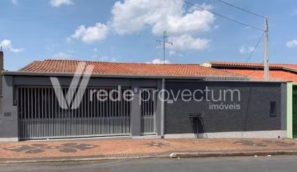 Casa com 3 quartos à venda na Joaquim Monteiro Raphael, 177, Jardim Carlos Lourenço, Campinas, 242 m2 por R$ 600.000