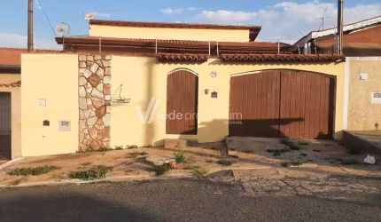 Casa com 3 quartos à venda na Joaquim Monteiro Raphael, 826, Jardim Carlos Lourenço, Campinas, 153 m2 por R$ 599.000