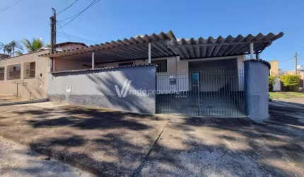 Casa com 3 quartos à venda na Rua Galileu Galilei, 114, Parque São Quirino, Campinas, 127 m2 por R$ 695.000