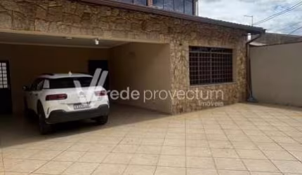 Casa com 4 quartos à venda na Avenida Santa Bárbara do Rio Pardo, 152, Jardim Nova Europa, Campinas, 284 m2 por R$ 855.000