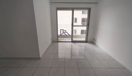 Apartamento para Locação em São Paulo, Vila ema, 3 dormitórios, 1 banheiro, 1 vaga