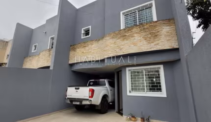 Casa com 3 quartos à venda na Rua Júlio Zandoná, 1017, Alto Boqueirão, Curitiba por R$ 750.000
