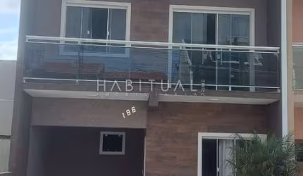 Casa com 4 quartos à venda na Rua Evelázio Augusto Bley, Tatuquara, Curitiba, 163 m2 por R$ 720.800
