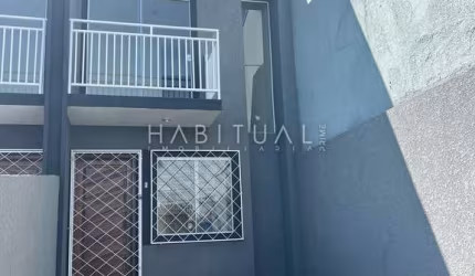 Casa com 2 quartos à venda na Rua Desembargador Ernâni Almeida de Abreu, 520, Tatuquara, Curitiba por R$ 345.000