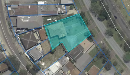 Terreno à venda na Avenida Marechal Mascarenhas de Moraes, 1136, Atuba, Curitiba, 1089 m2 por R$ 2.299.900