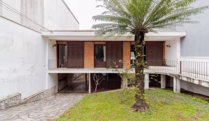 Casa com 4 quartos à venda na Alameda Júlia da Costa, 189, São Francisco, Curitiba, 272 m2 por R$ 1.599.900