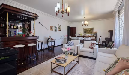 Casa com 3 quartos à venda na Rua Doutor Pamphilo d'Assumpção, 1222, Parolin, Curitiba, 248 m2 por R$ 952.400