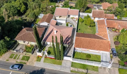 Casa com 3 quartos à venda na Rua Batista Pessine, 363, Vista Alegre, Curitiba, 240 m2 por R$ 1.897.908