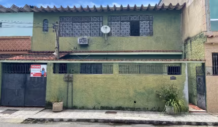 2 casas à venda em BNH, Mesquita por R$ 380 mil