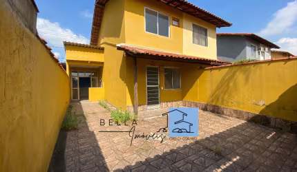 Casa a venda em condomínio fechado no município de Mesquita - RJ