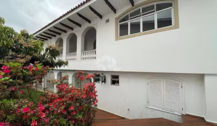 CASA TERREA 4 DORMITÓRIOS ALTO DE PINHEIROS