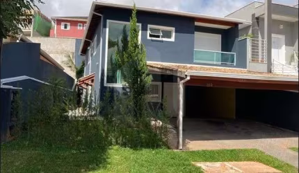 Linda casa de condomínio 280m² em Cotia com 4 suítes