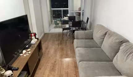 Apartamento à  Venda  54m² com 2 quartos (1 suíte) e 1 vaga fixa e coberta