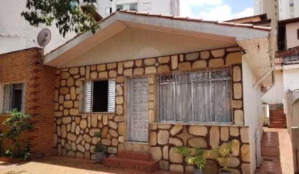 Casa 318m² com 4 quartos à venda na Vila Campesina