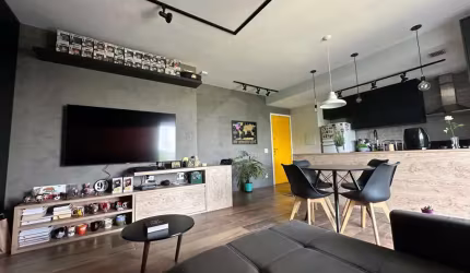 Apartamento 56m² na Vila Anastácio à venda