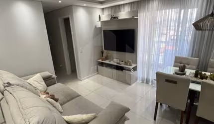 Apartamento à Venda no Jardim das Flores Próximo à Estação de Trem Comandante Sampaio