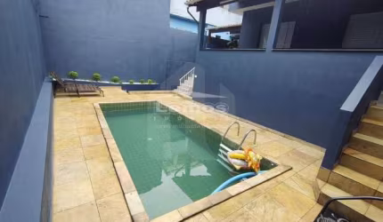 Casa para Venda de 250m² - Umuarama, Osasco