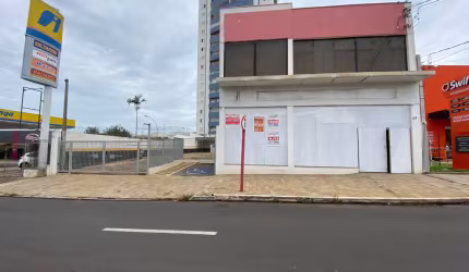 EXCELENTE PRÉDIO COMERCIAL