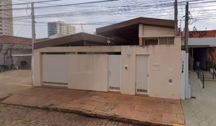 CASA PARA FINS COMERCIAIS