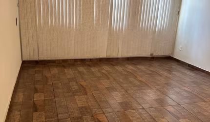 EXCELENTE CASA