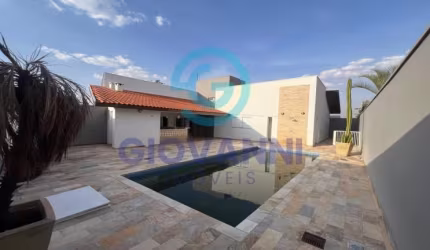 CASA CONDOMÍNIO