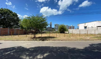 Terreno com 402 M² a venda no bairro São Judas Tadeu em Guarapari/ES.