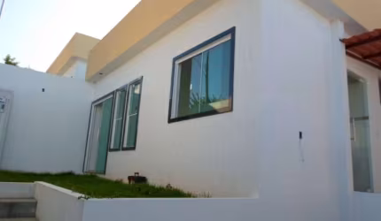 Casa 2 quartos, á venda em Guarapari, Bairro de Fatima.