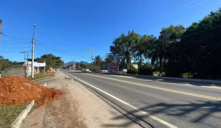 Lote com 6.100 M² na beira da pista em Santa Mônica a venda em Guarapari/ES.