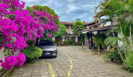 Pousada a venda em Avenida Principal, no bairro Aeroporto, próximo da Praia do Morro, em Guarapari-ES