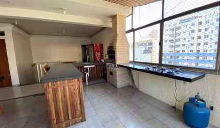 Cobertura duplex com 5 quartos e área de churrasqueira a venda na Praia do Morro, Guarapari/ES.