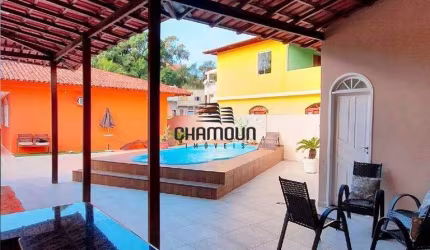 Casa à venda, 4 quartos, 2 suítes, 7 vagas, Ipiranga - Guarapari/ES
