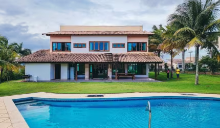 Casa em condomínio 5 suítes, à venda em Guarapari.