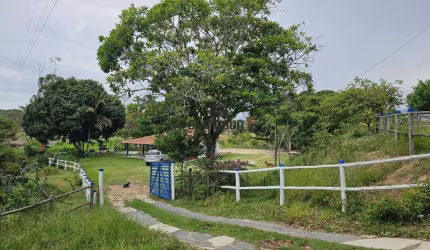 Chácara à Venda em Guarapari, 20.000 m² em Jaboticaba.
